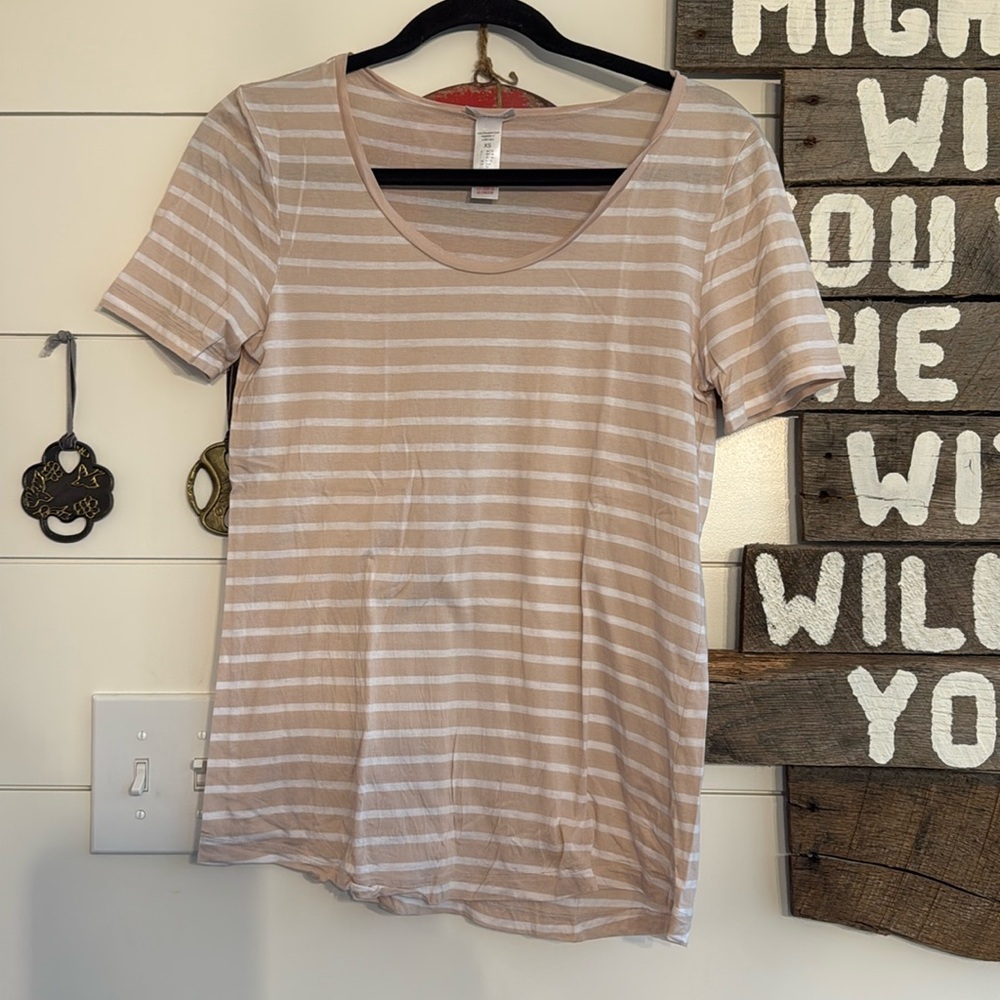 Hanro size XS top